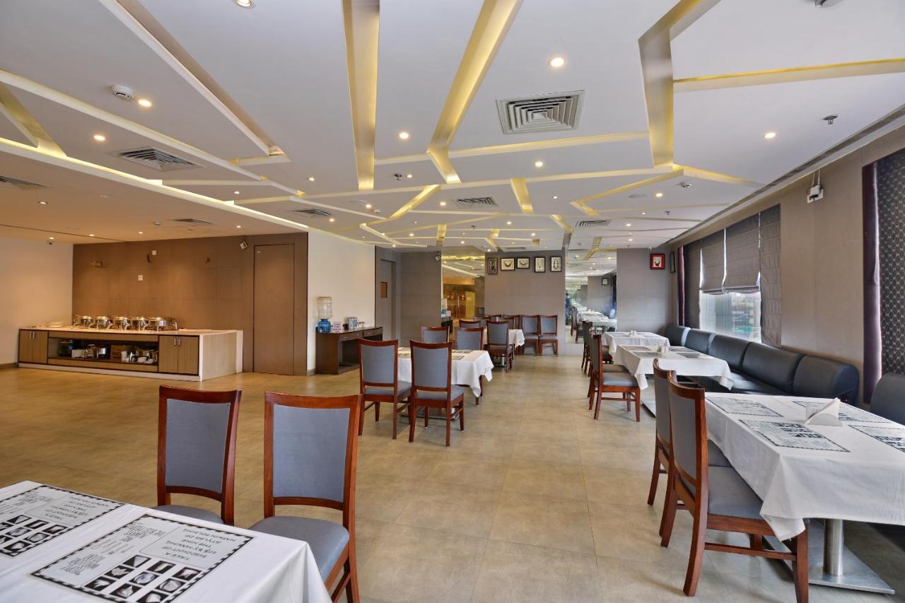 加尔各答 Vaccinated Staff - Capital O 7899 Casa酒店 外观 照片